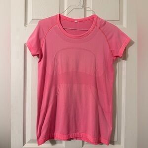 Lululemon Swiftly Tech Short Sleeve Tee Size 12 Pink